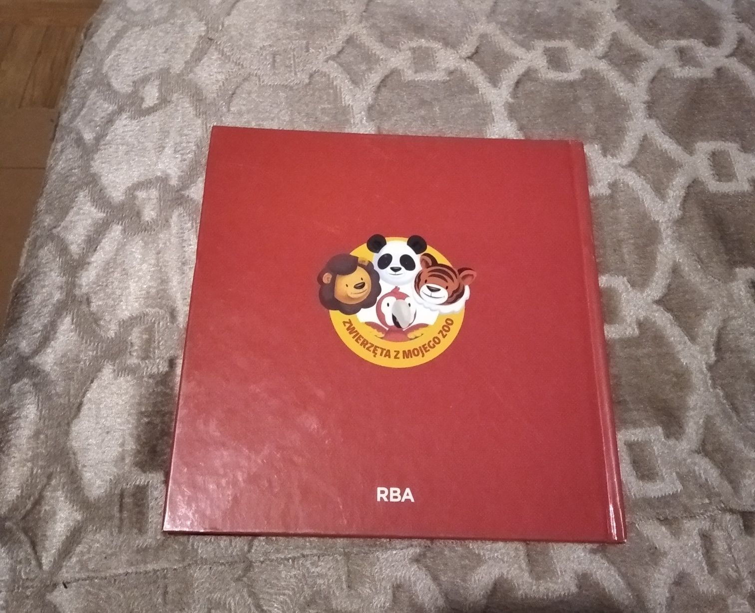 "Panda wielka Baihei" - książeczka z serii "Zwierzęta z mojego zoo"