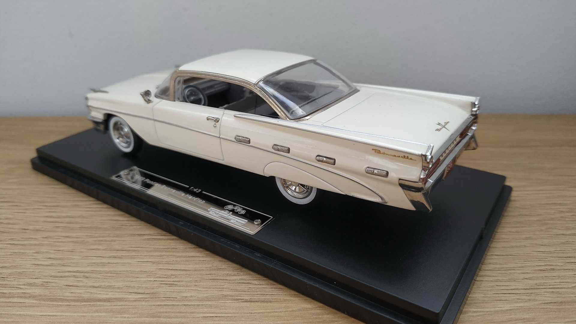 Pontiac Bonneville 1959 Hardtop white (GFCC) 1/43 1:43