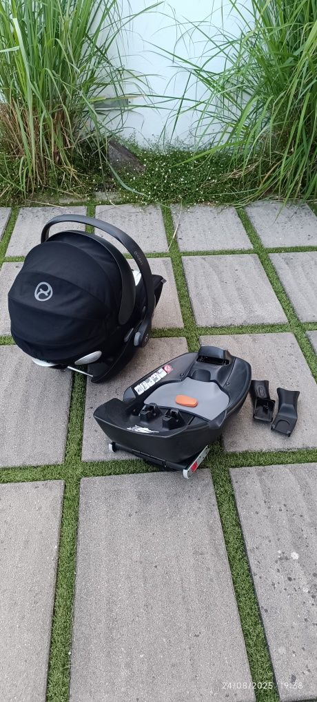Cybex cloud Q ovo