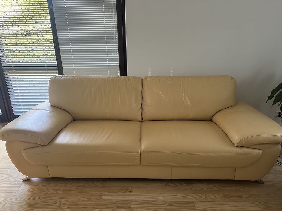 Wypoczynek skórzany stan bardzo dobry Helvetia Furniture