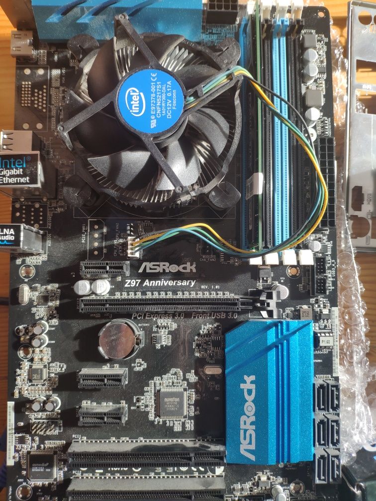 Z97 anniversary + G3258 + DDR3 8GB + GT730 + 350W+ DVD