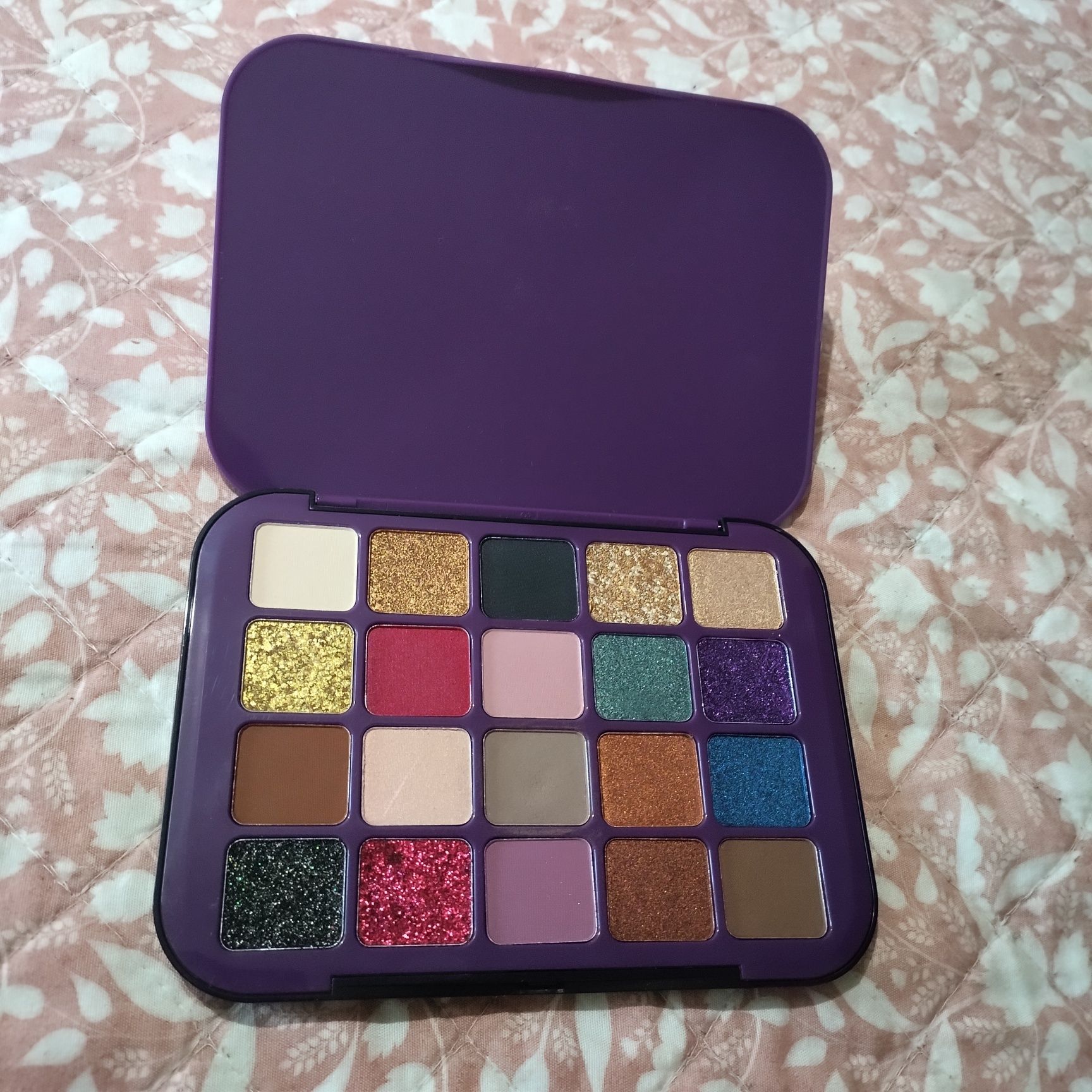 Lote de 5 Paletas de sombras do Mercadona