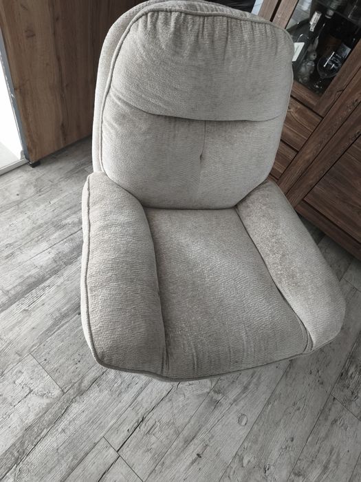 Fotel odchylany wygodny