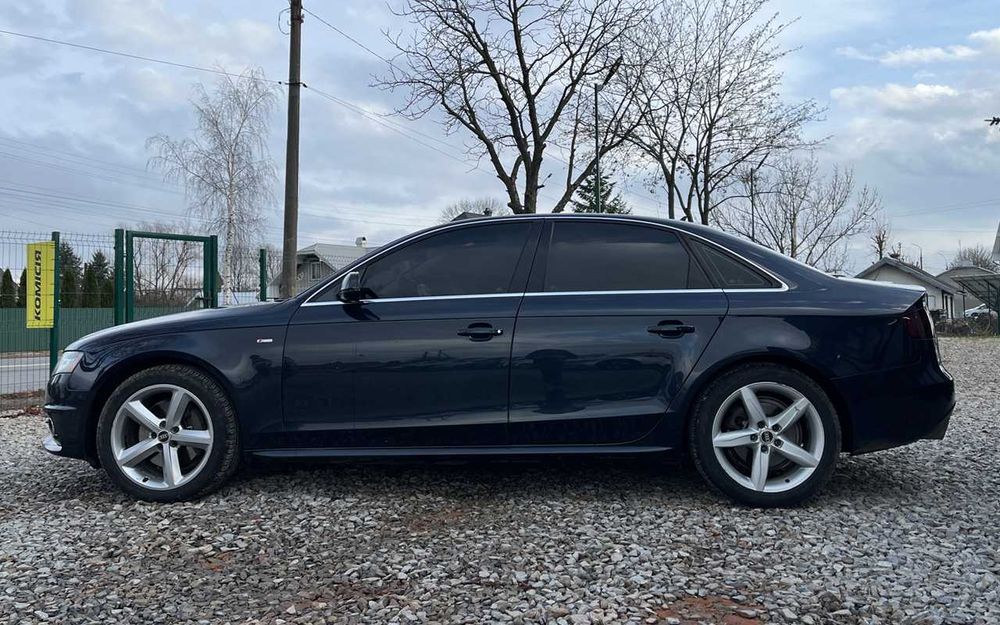 Audi A4  2012 р.