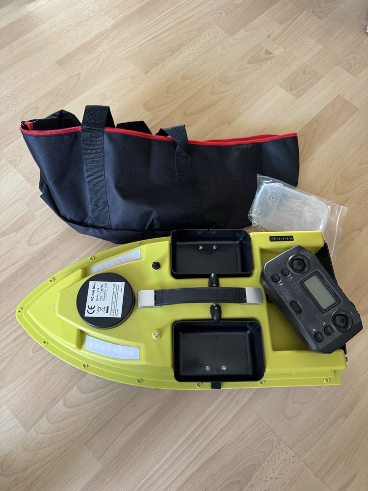 Łódka łódź zanętowa wędkarska z GPS - nowy model ! 2.5 kg zanęty