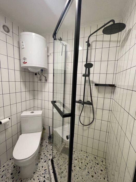 Таунхаус Aura Village, Віта Поштова