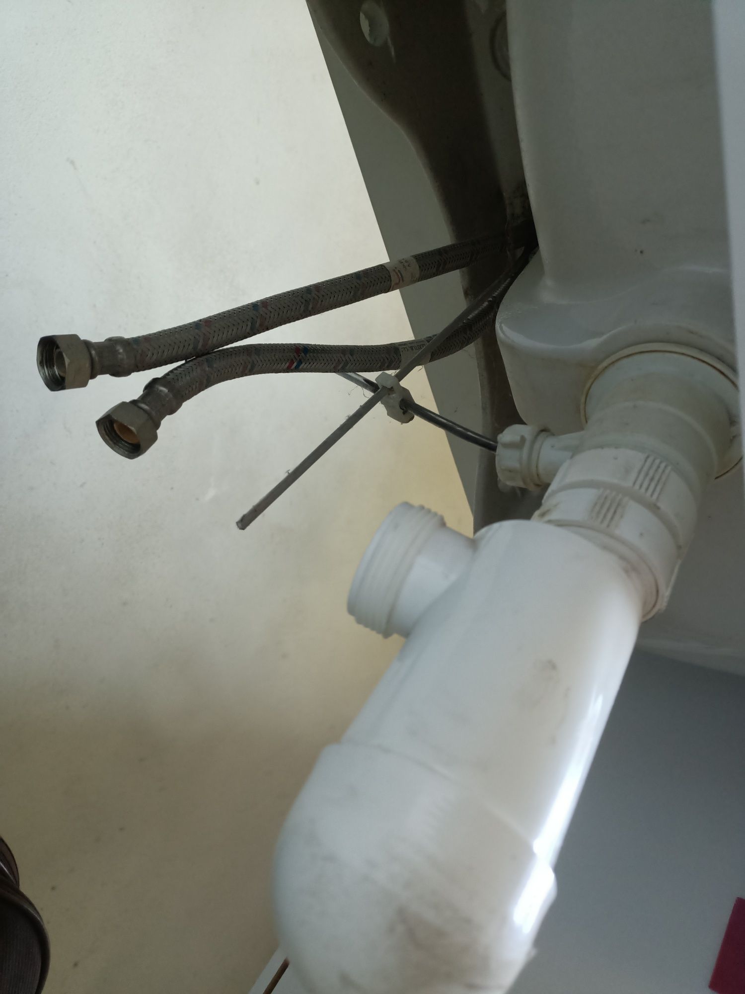 Szafka łazienkowa  wraz z umywalką 70cm