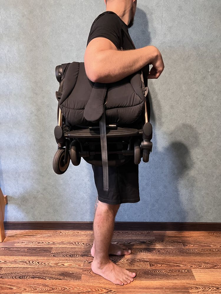 Продам преміум коляску Cybex Coya.