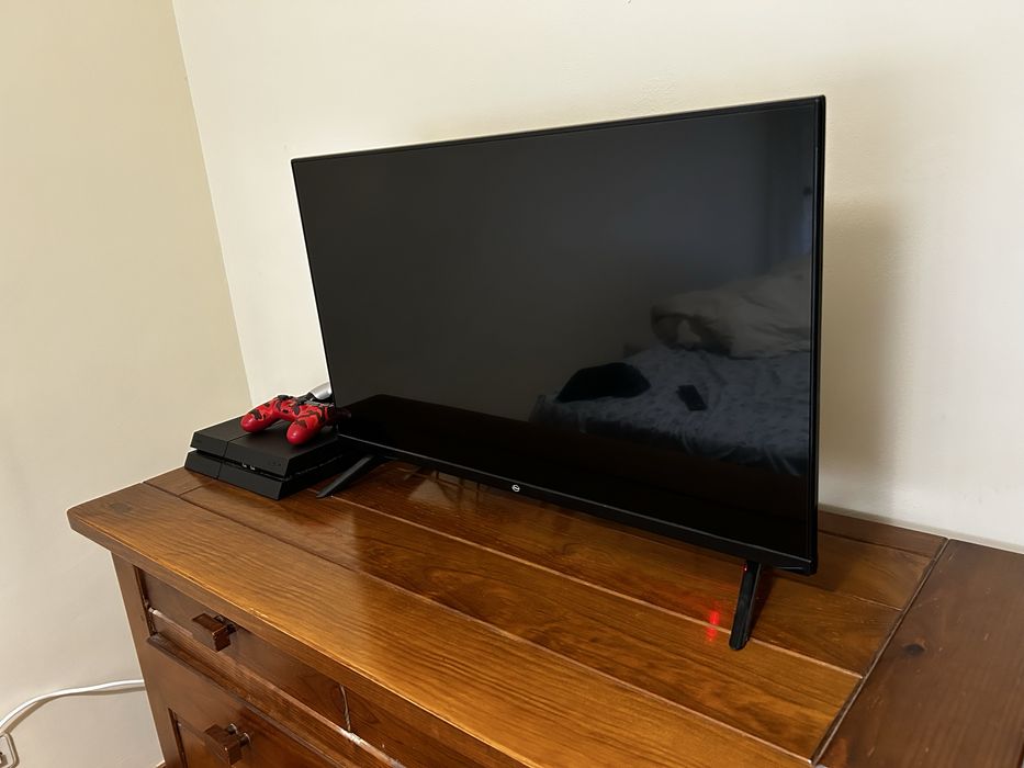 Tv 32 polegadas marca smart com tvbox ou chromcast