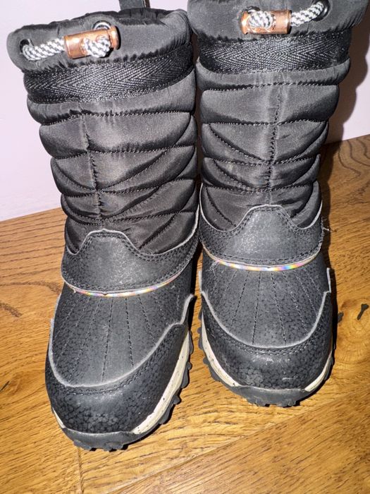 Продам дитячі зимові ботінки