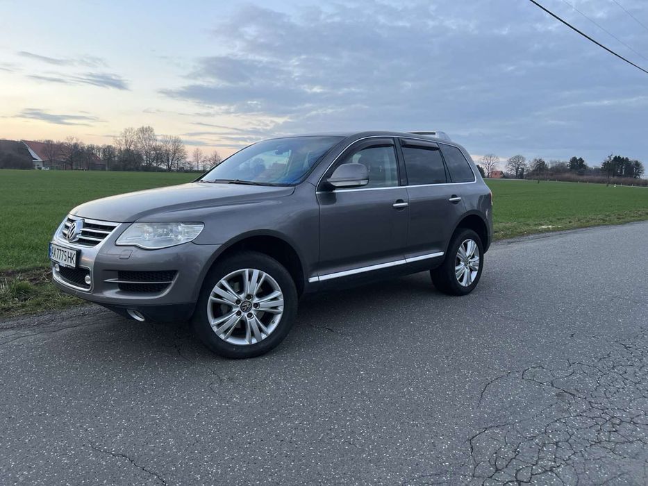VW Touareg  3 л в в идеале возможен обмен на жилье в Харькове