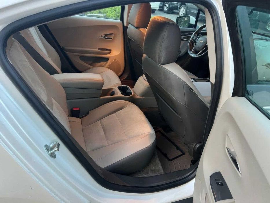 Chevrolet Volt Premium      2014