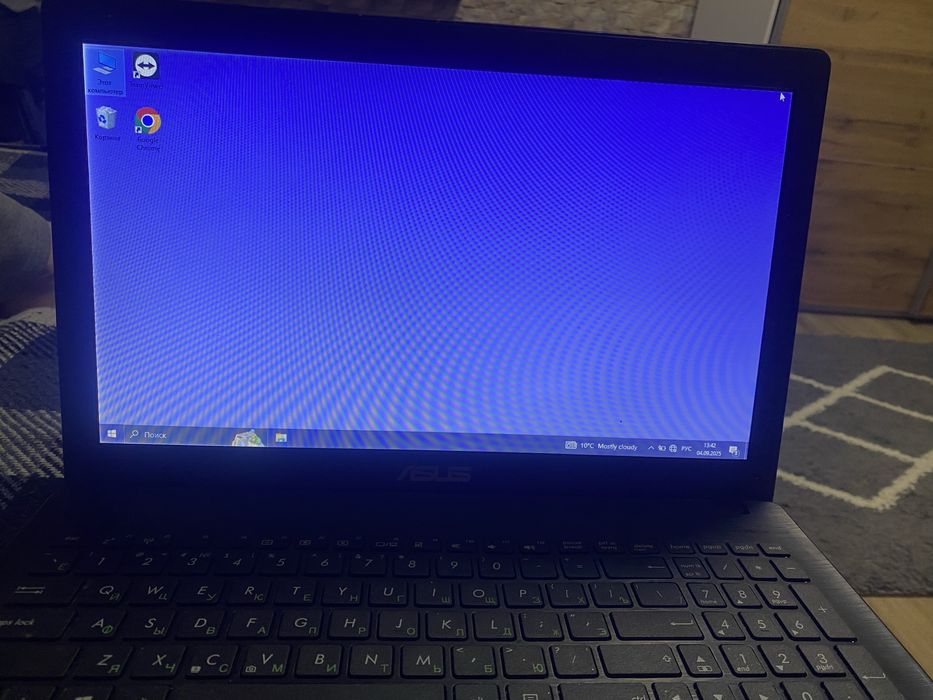 Ноутбук Asus D550M