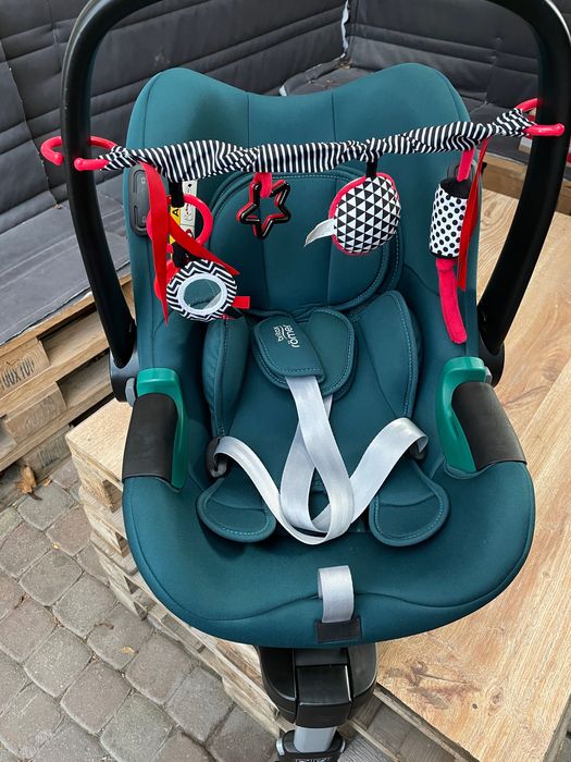 Britax Babysafe iSense