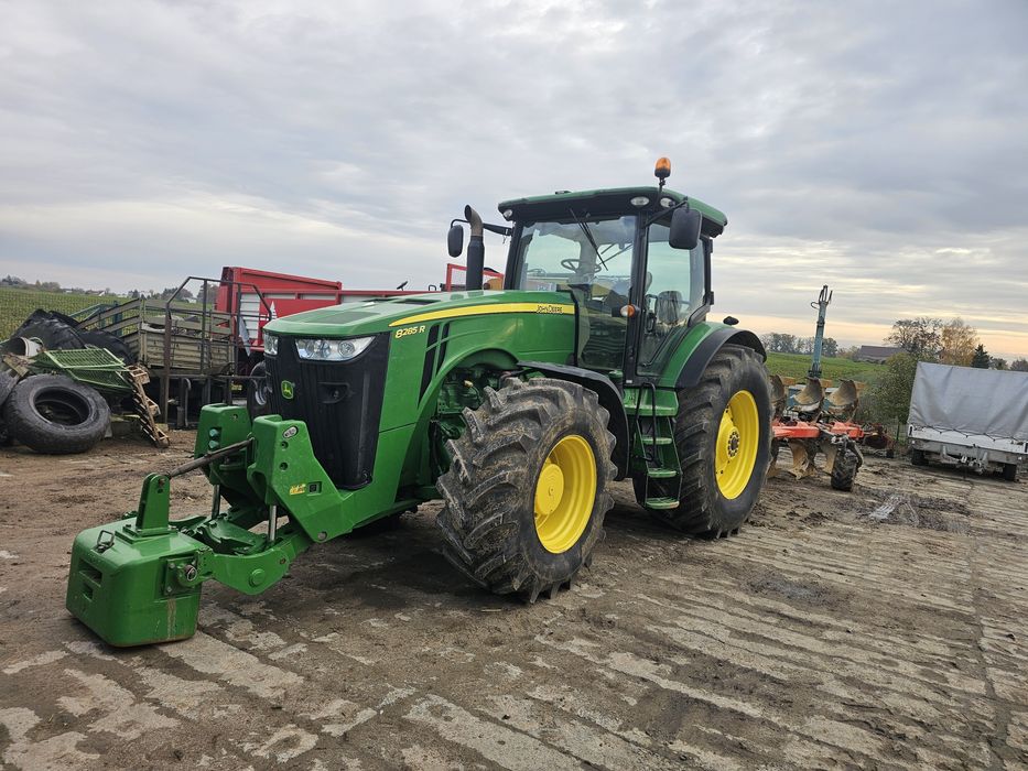 John Deere 8285r