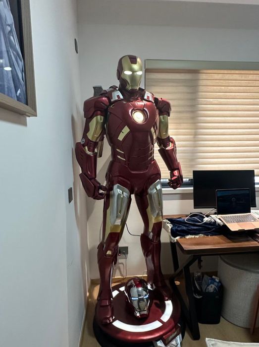 Iron Man mk7 gigante