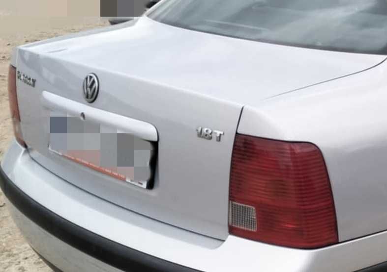 klapa vw passat B5
