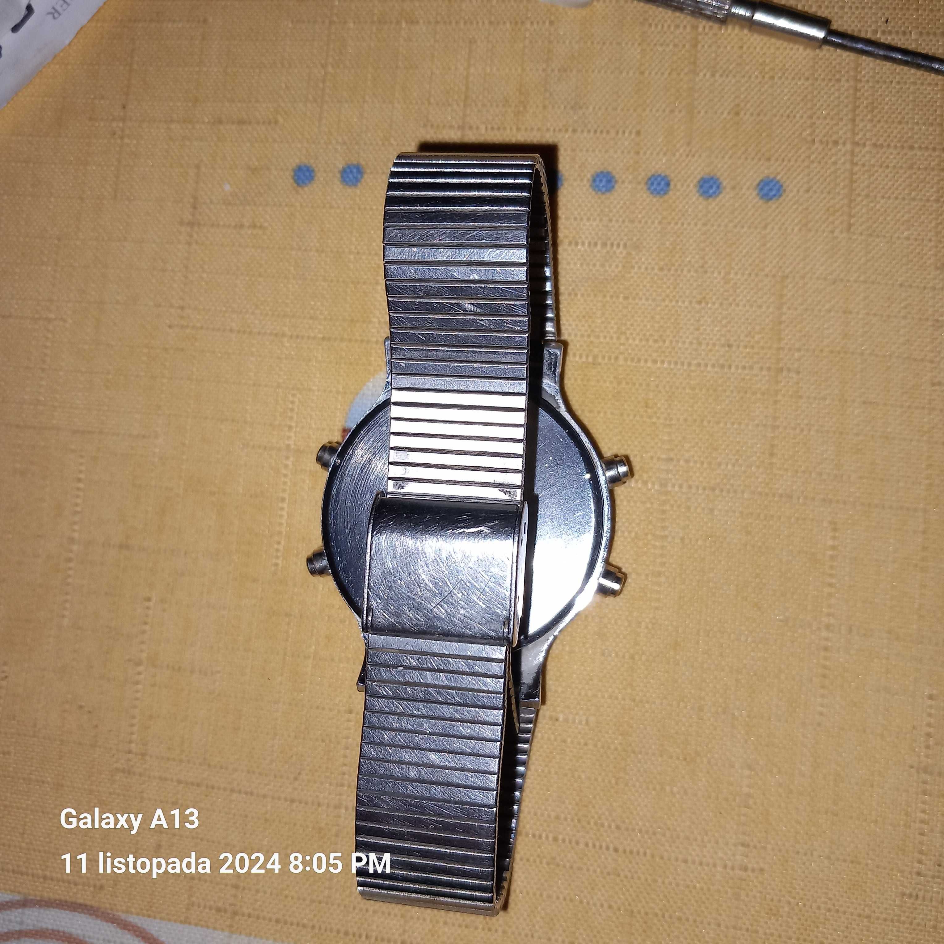 Tempic zegarek elektroniczny czas prl męski