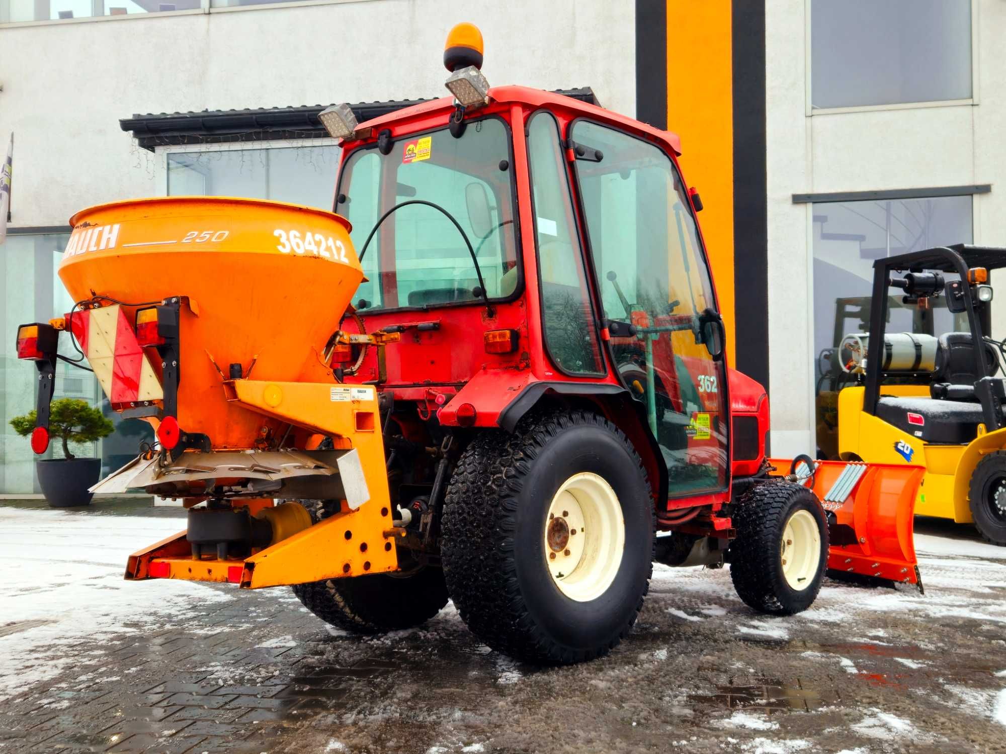 Yanmar/Hakotrac 2100DA, Kabina, Hydrostat, napęd 4x4, ZAREJESTROWANY