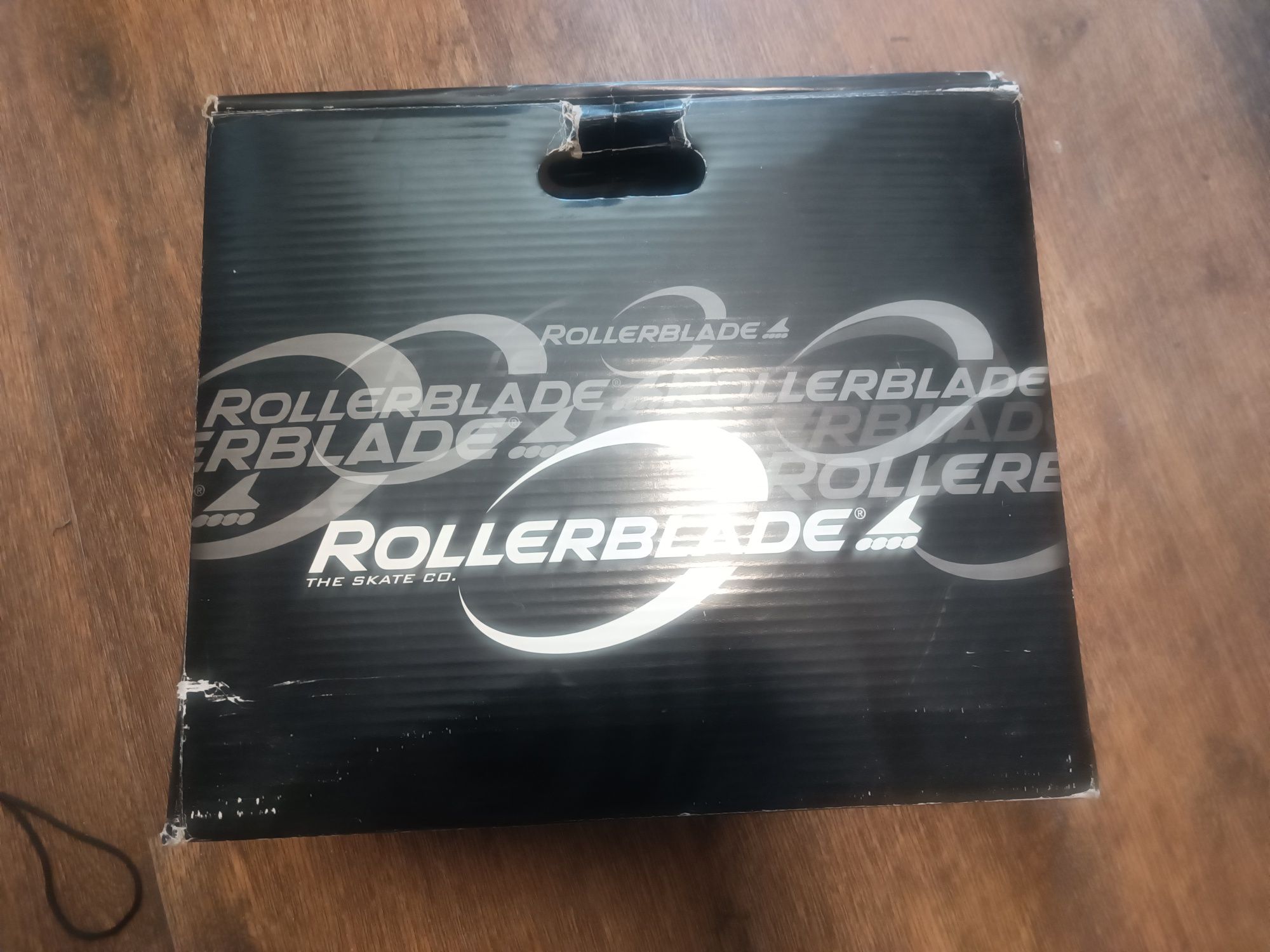 Ролики Rollerblade 2 (22.5 см - 25.5 см) + защита для кистей
