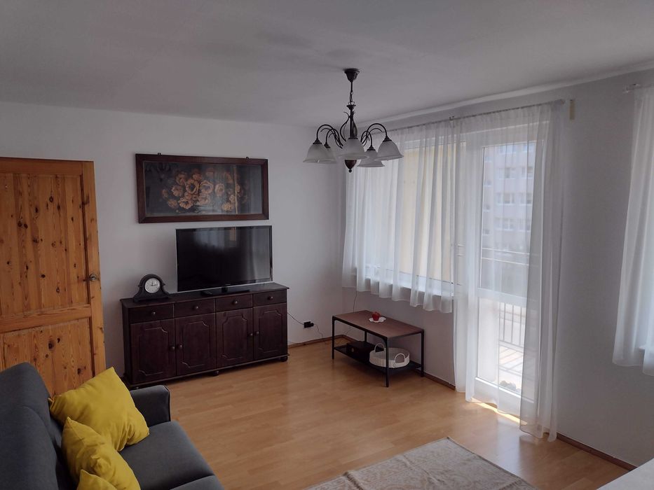 Sprzedam trzypokojowe mieszkanie w Darłowie z dużym balkonem.