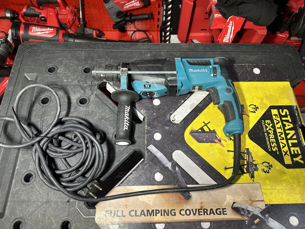 Перфоратор  Makita HR2630T 800W Makita HR 2630 T