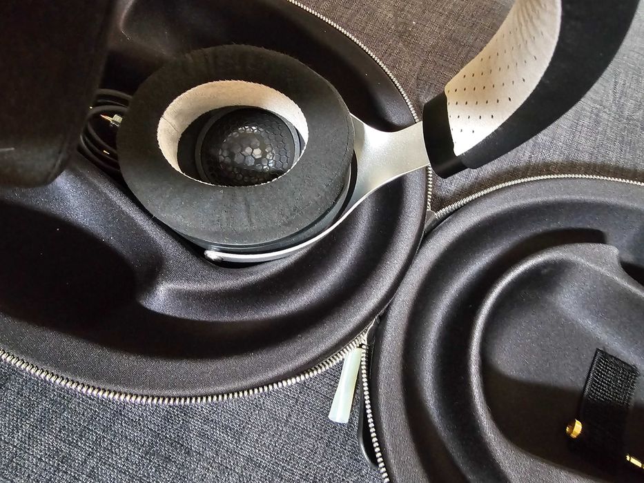 Słuchawki nauszne FOCAL ELEGIA HighEnd Audiofilskie