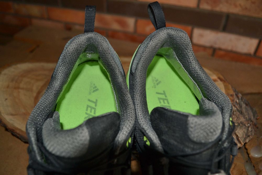 Трекінгові кросівки Adidas Terrex Gore-Tex Оригінал Розмір 46 - 29.5
