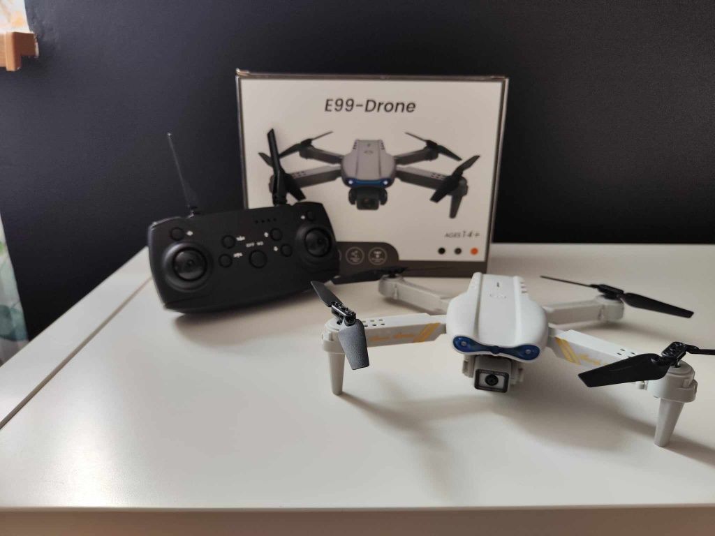 Dron Dual Camera NOWY E99 PREZENT