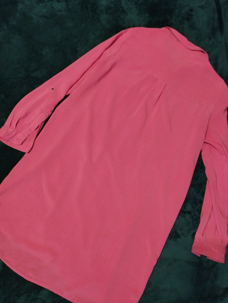 Koszula damska w nietypowym kolorze różu