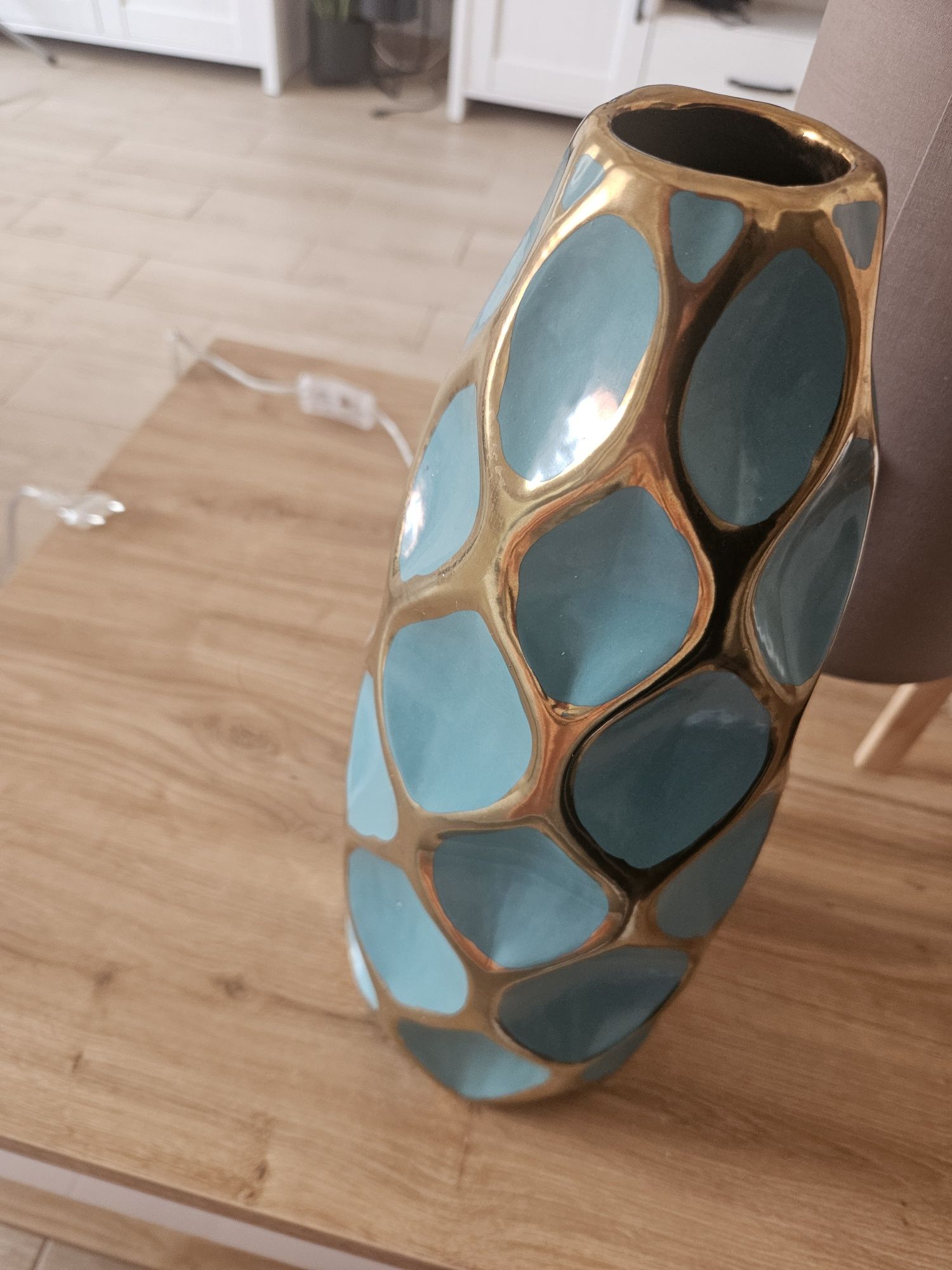 Sprzedam wazon  ceramiczny