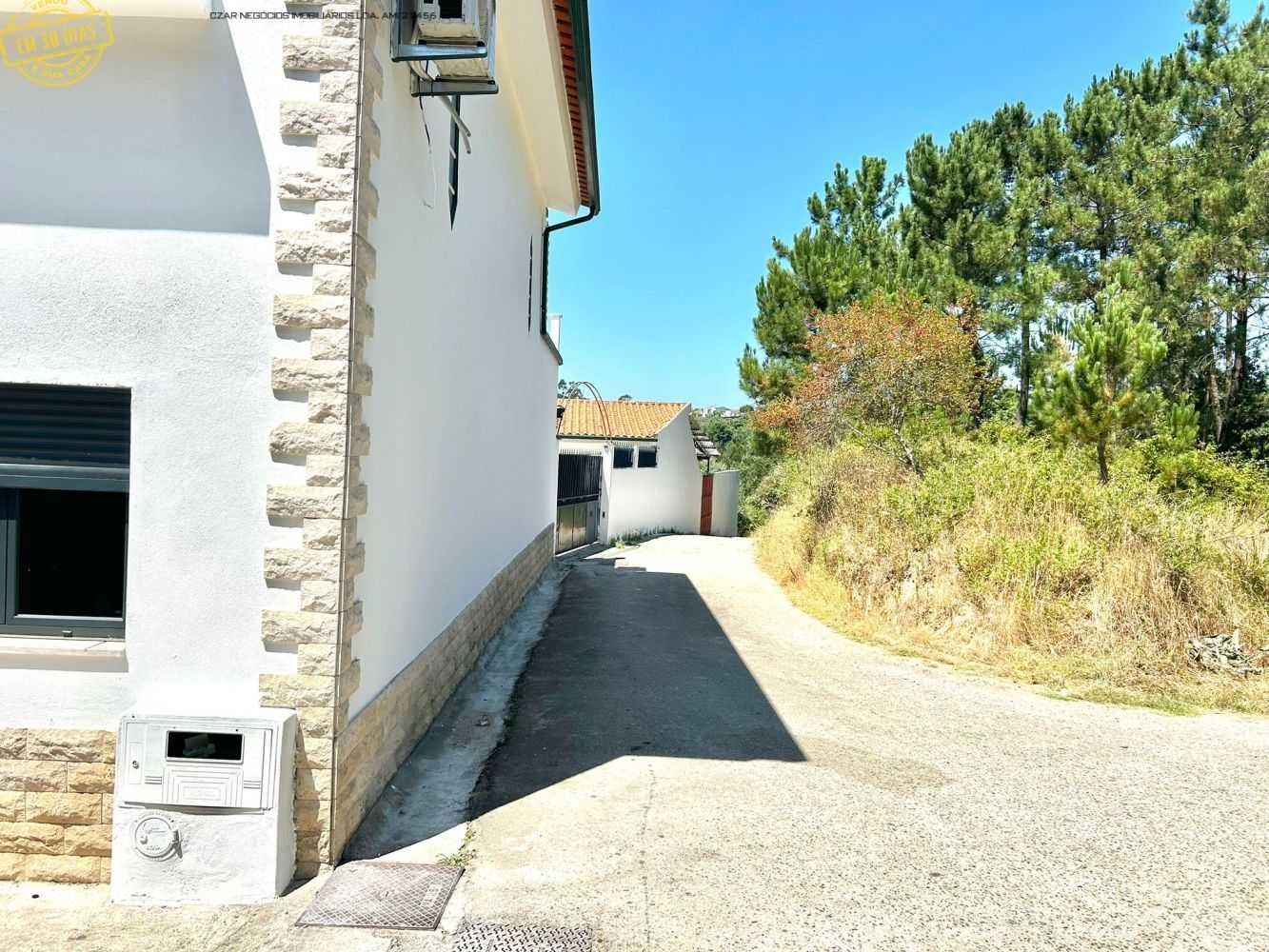 Moradia Renovada em Trouxemil – COIMBRA