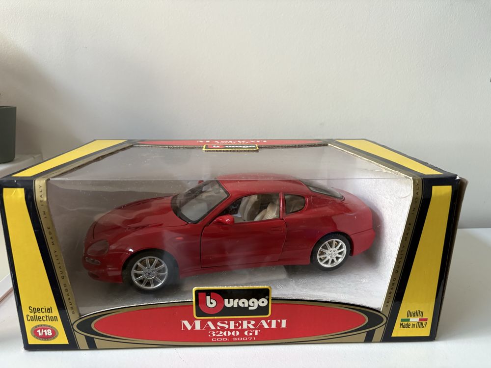 Model Maserati 3200GT 1:18 BBurago Burago (maisto welly)