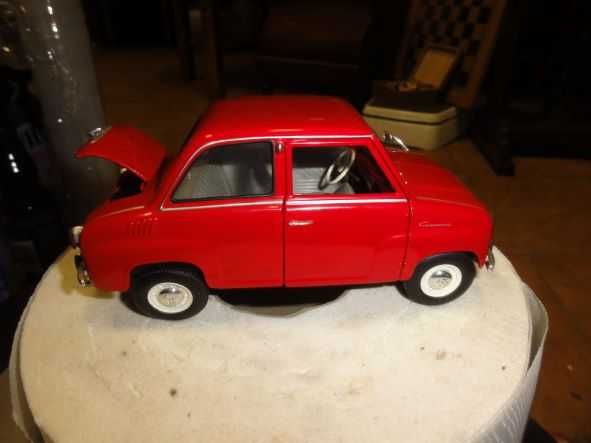 Model Goggomobil T250. nr 33.