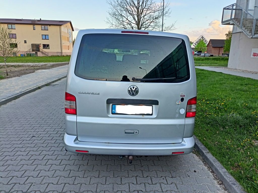 VW Caravelle T5 8os 2.5tdi 174km