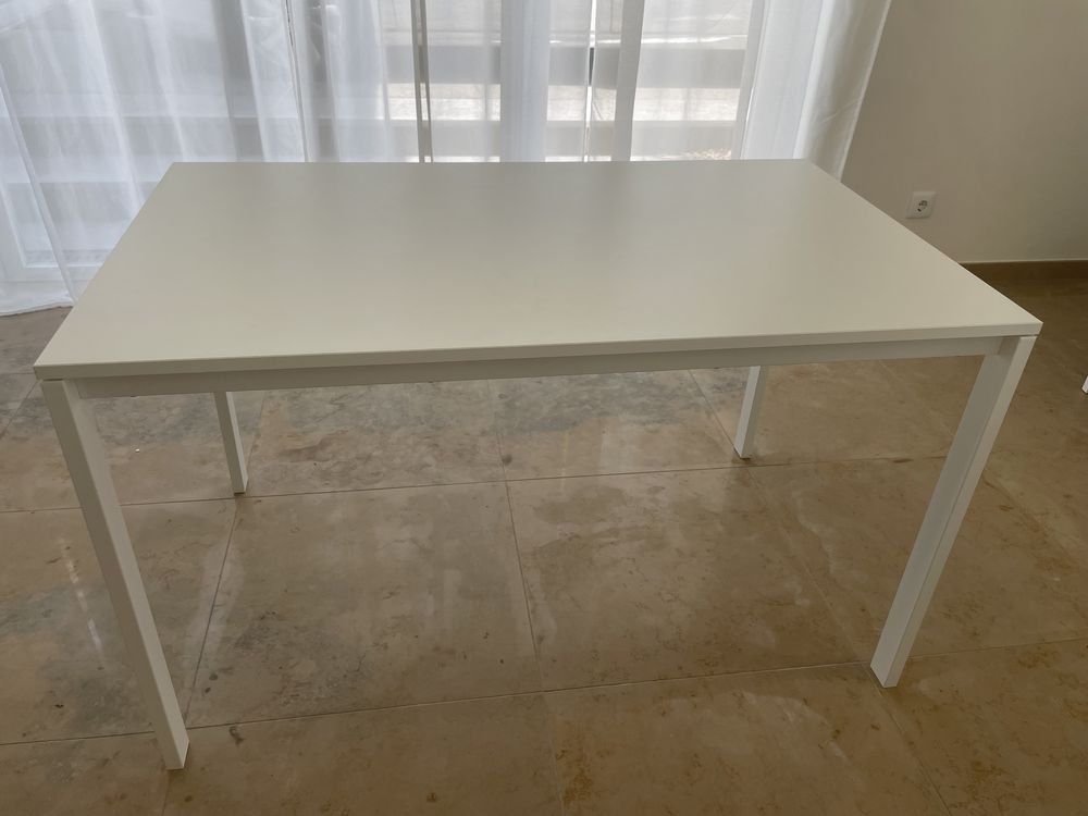 Mesa branca MELLTORP Ikea