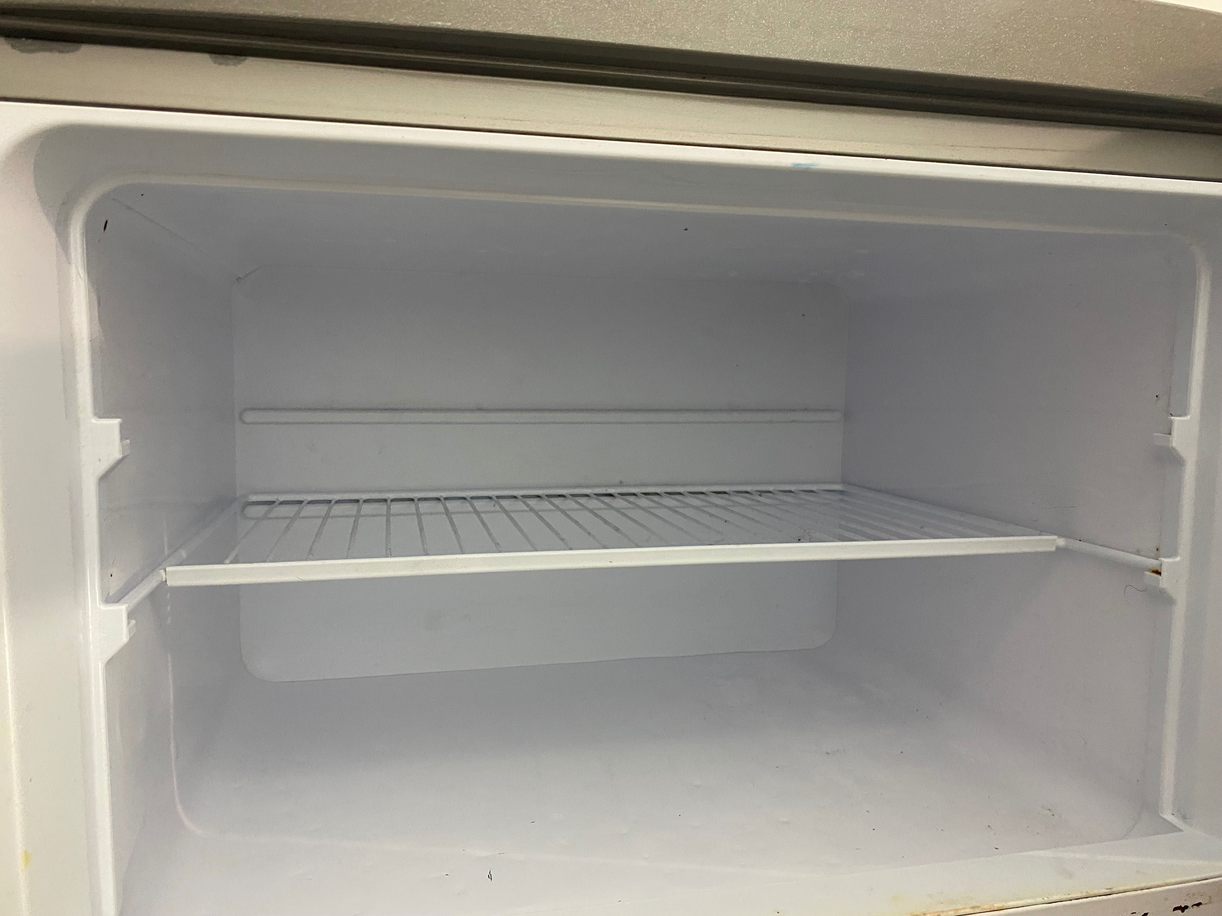 Frigorífico Hotpoint 300 + 90 litros