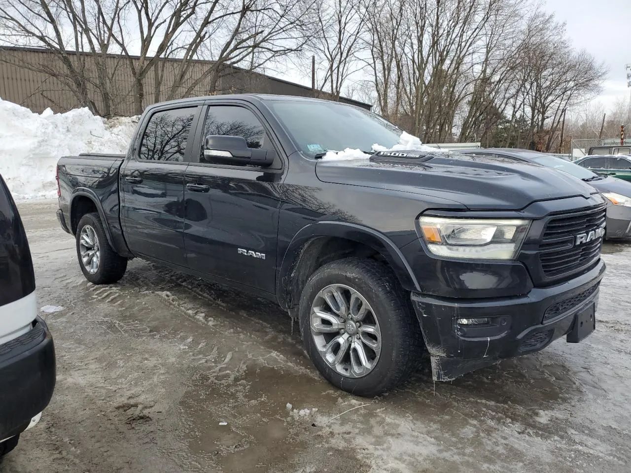 RAM 1500 LARAMIE 5.7 V8 HEMI 4x4 AWD Automat Duży LCD Kamera Świetny Stan !!!