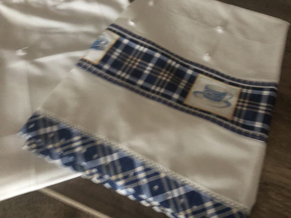 Par de cortinas curtas (cozinha)