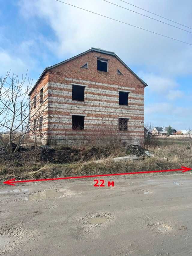 будинок цегляний у смт. Великі Бірки обжита вулиця, 10хв -Тернопіль