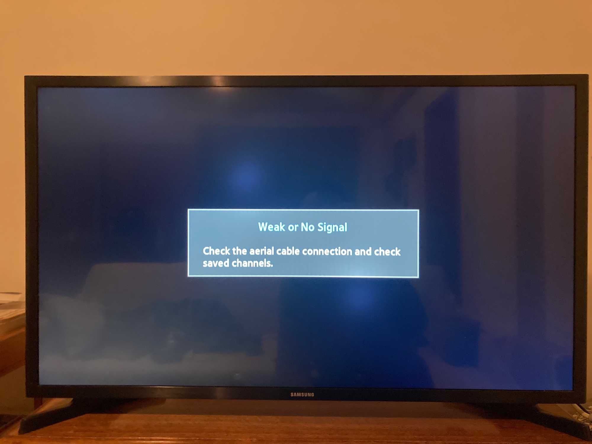 Samsung UE32J5000