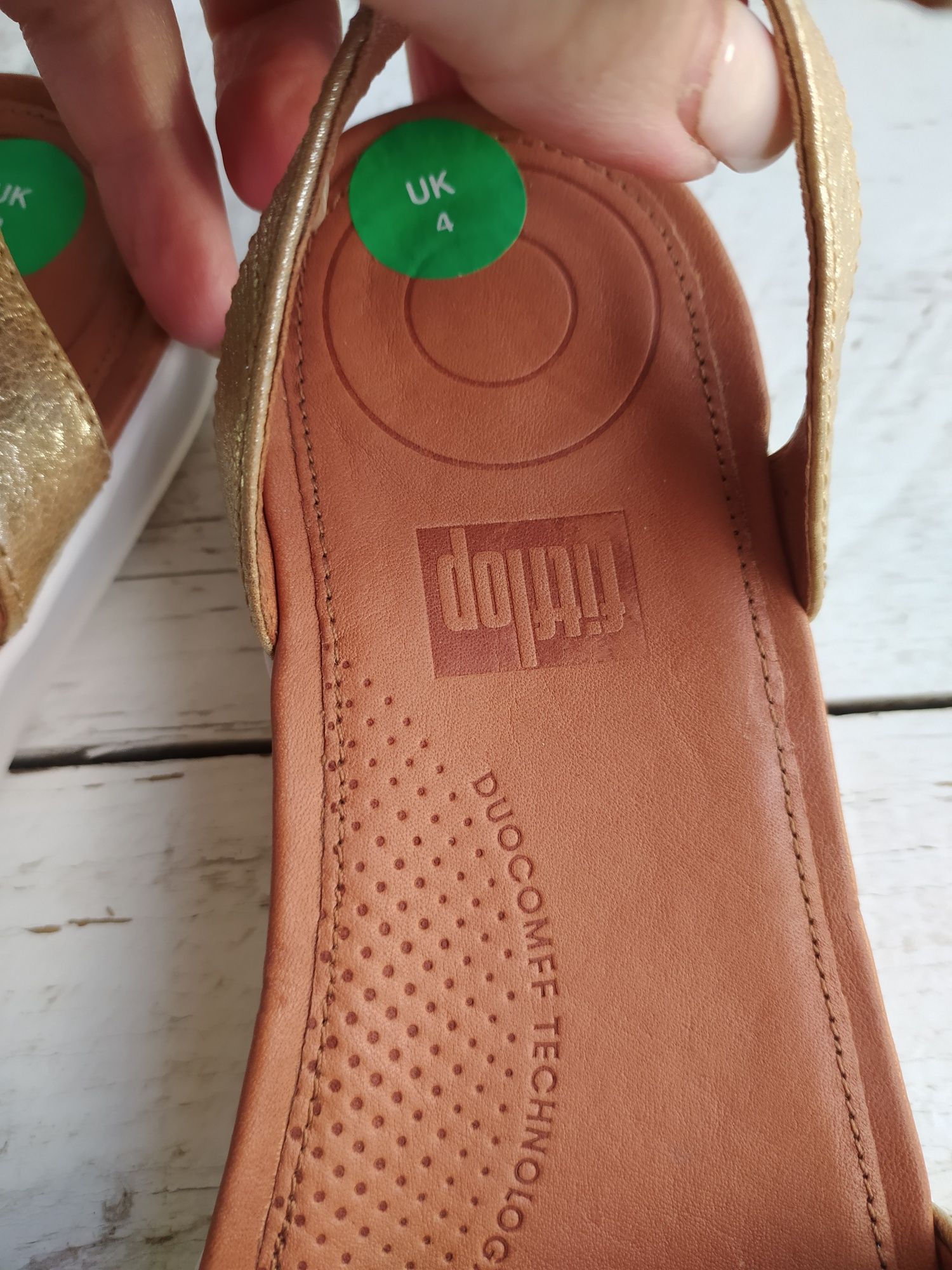 новые шикарные кожаные сандали босоножки fitflop cova 35-36p.
