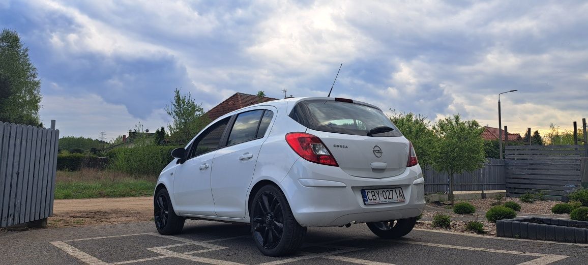 Opel Corsa D 1.3 CDTI 2014r niski Przebieg