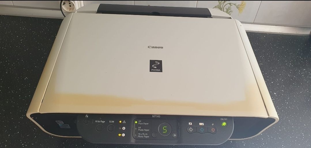 Impressora canon MP 140 e scanner com pouco uso