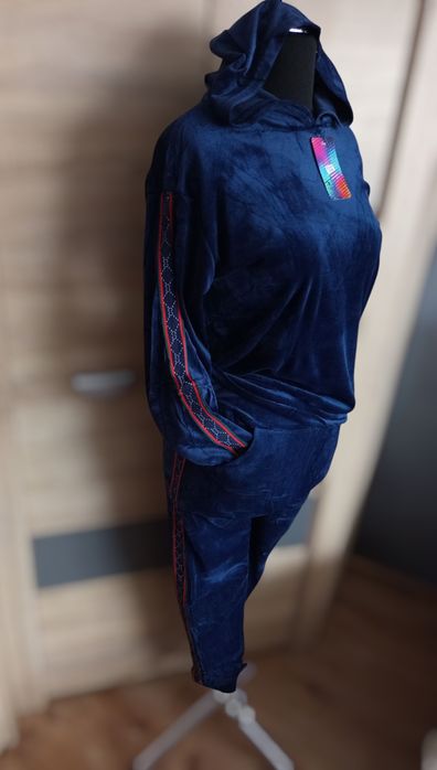 Dres welurowy komplet damski
