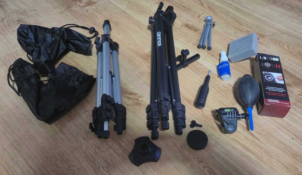 PENTAX K-x + obiektywy+ akumulatorki + dużo akcesoriów