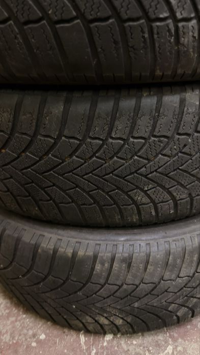 Зимние шины Bridgestone Blizzak 205/60 R16