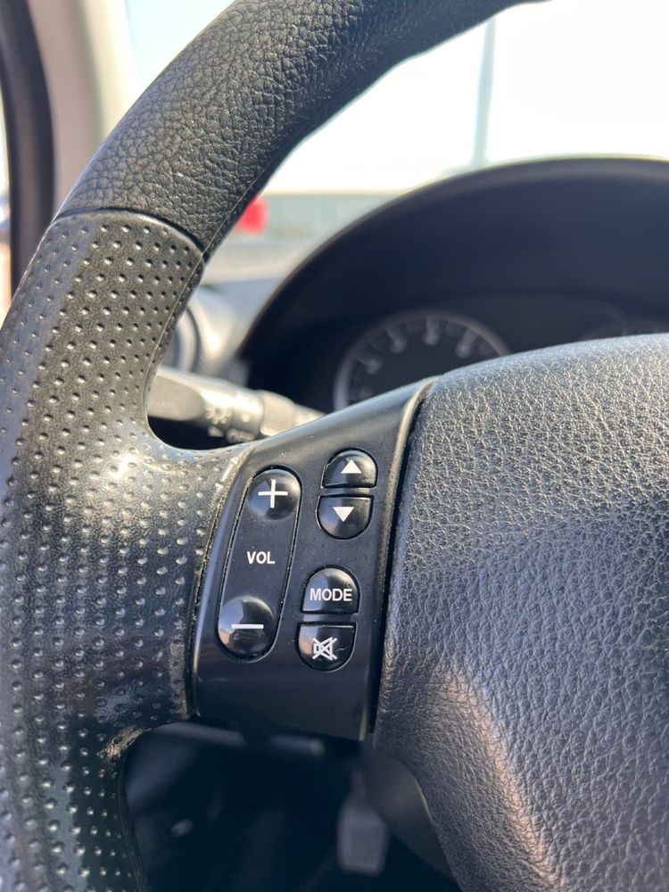 Mazda 2 2007 рік