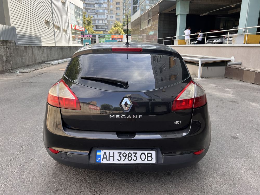 Renault Megane 3 2009 год 1.5 Дизель k9k