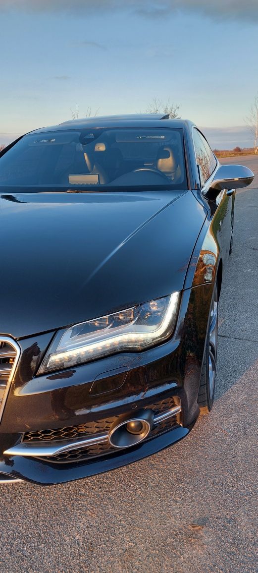 Audi S7 4.0T Sportback quattro 2014